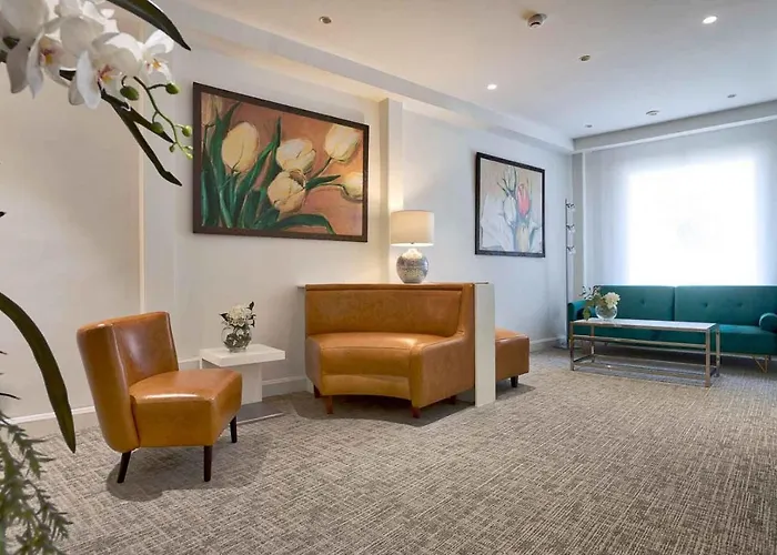 Bonanova Aparthotel 3*