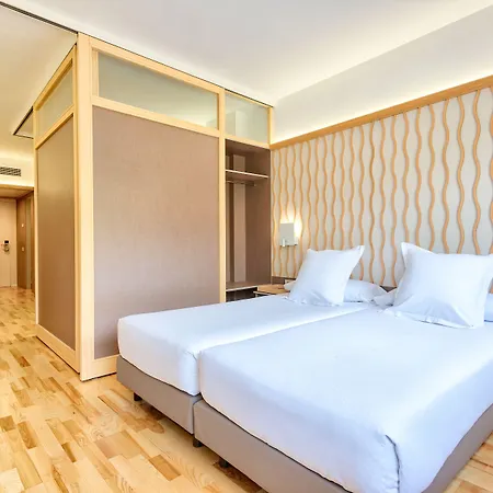 Apart Otel Bonanova Barselona